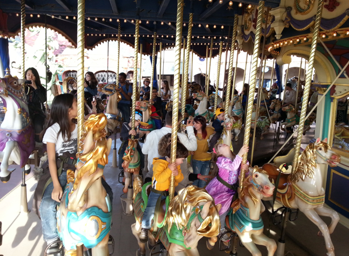 ランスロットのカルーセル(La Carrousel de Lancelot) ランスロットのカルーセル(La Carrousel de Lancelot)