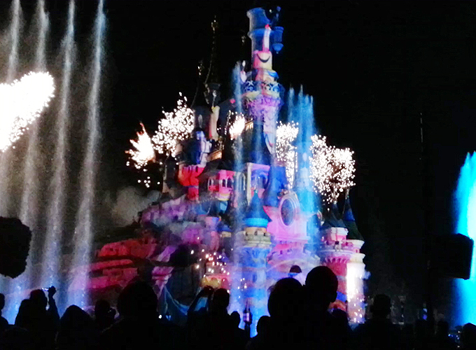 sleeping beauty castleのショー sleeping beauty castleのショー