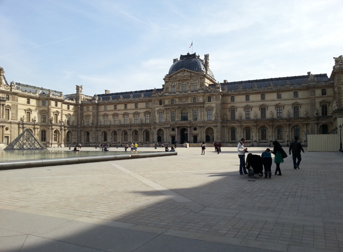 Musee du Louvre. Musee du Louvre.