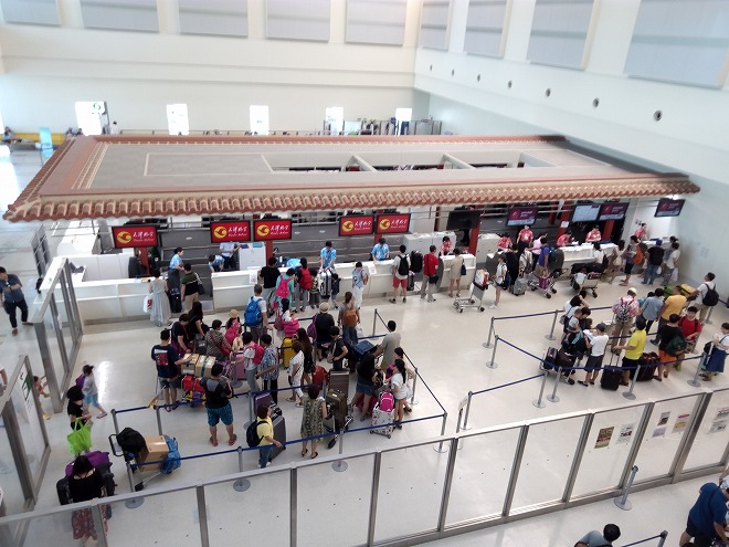 日本那覇国際空港。 日本那覇国際空港。