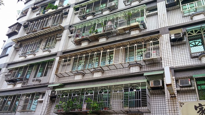 鶯歌陶瓷老街(Ying ge taoci lao jie.) 鶯歌陶瓷老街(Ying ge taoci lao jie.)
